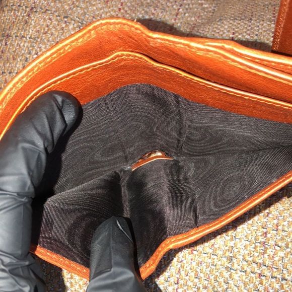 GUCCI GG Monogram Canvas Burned Orange Leather Trifold Wallet Monogrammed Clasp - Picture 11 of 17